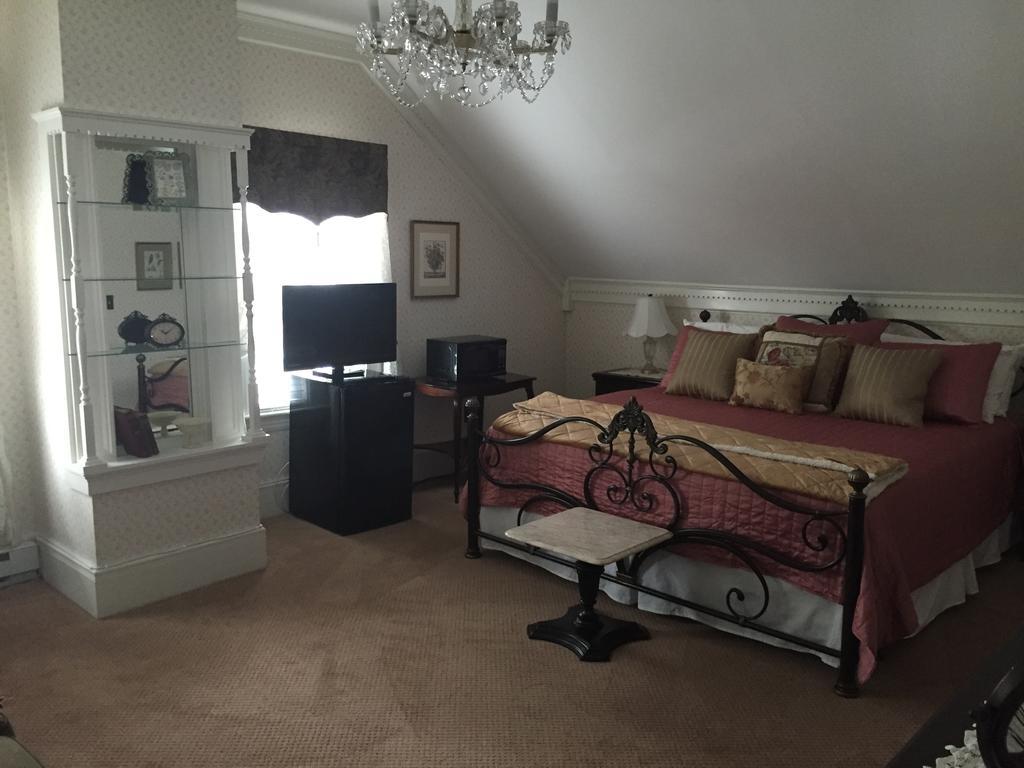 Victoria Inn Хэмптон Экстерьер фото