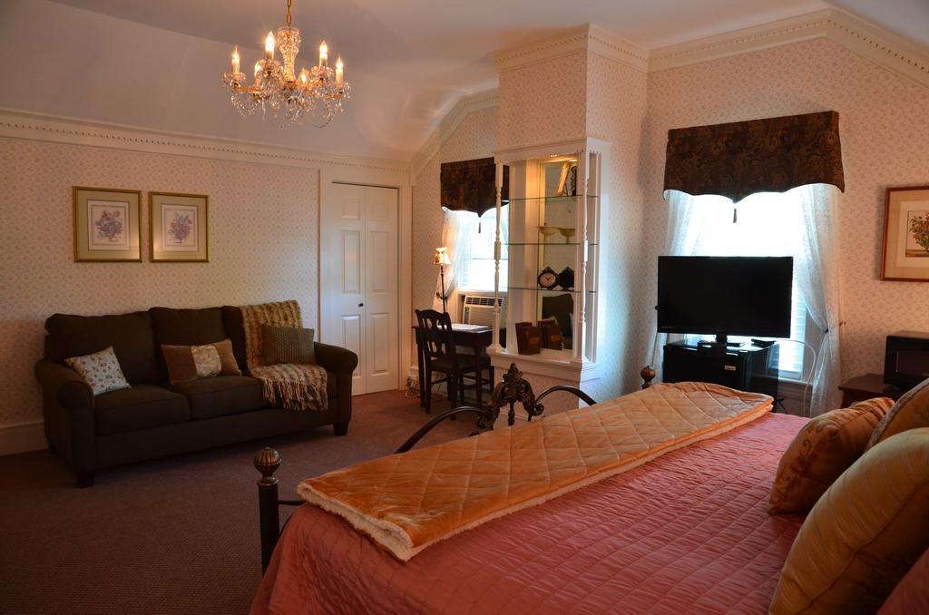 Victoria Inn Хэмптон Экстерьер фото