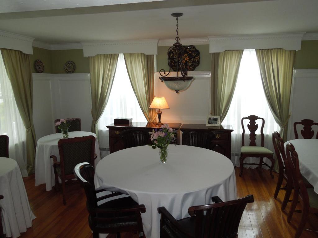 Victoria Inn Хэмптон Экстерьер фото